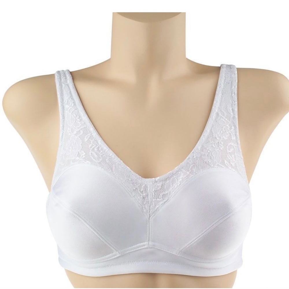 NWOT Breezies White Lace Trim Full Coverage Support Bra 42D